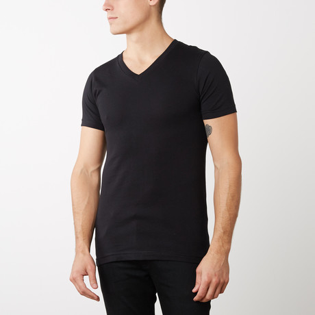 Organic Cotton Semi-Fitted V-Neck T-Shirt // Black (S)