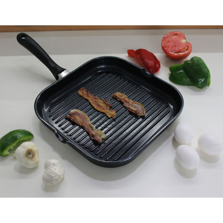 CooknCo Cast Grill Pan