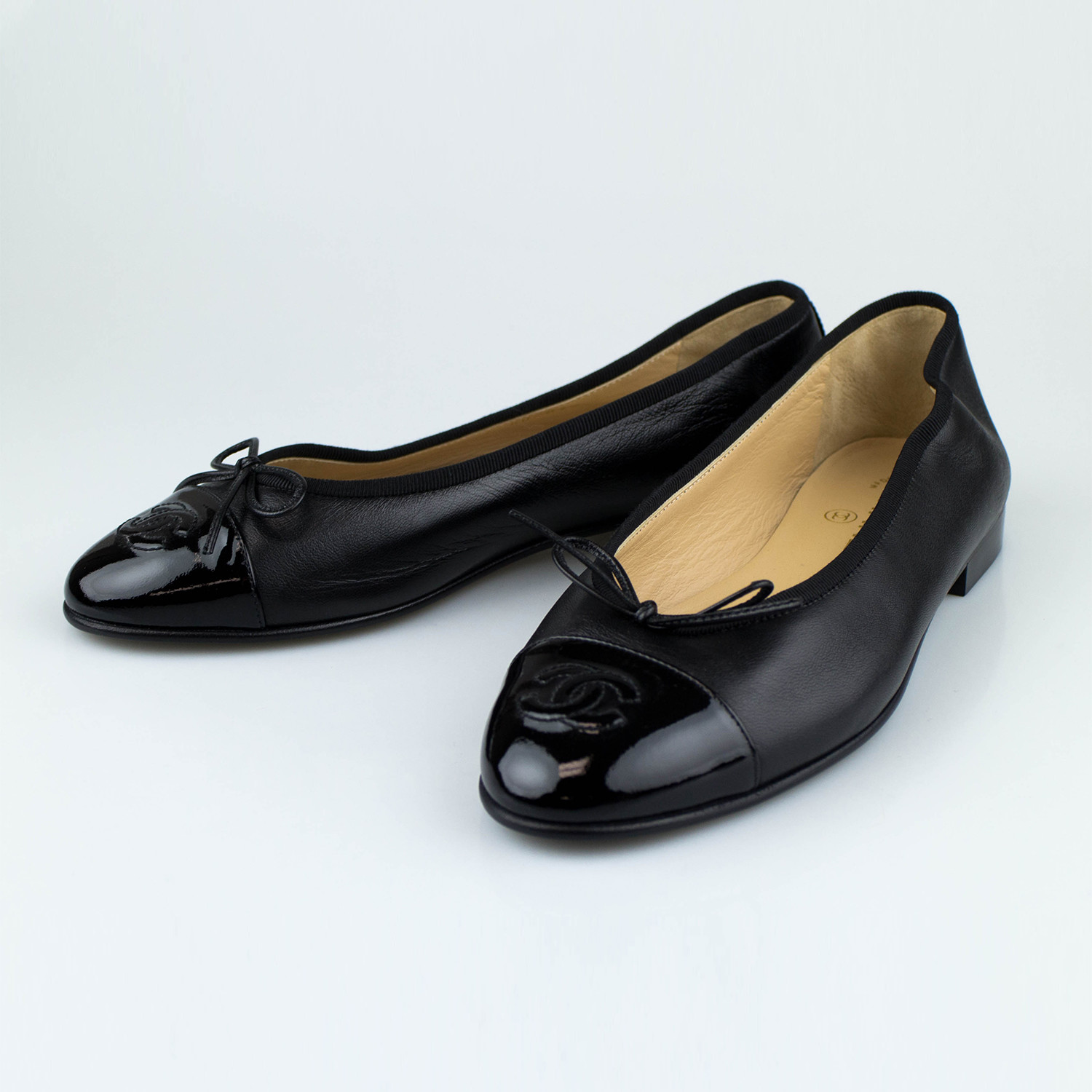 Chanel Leather Ballerina Flats // Black (Euro: 36.5) - Luxury