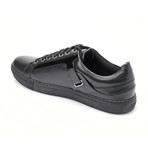 Patent Leather Detail Lace-Up Sneaker // Black (Euro: 45)