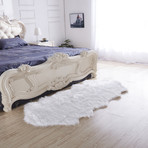 Luxury Decorative // Faux Fur Rug // White Sheepskin (28"L x 39'W)