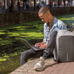 Bobby XL // Anti-Theft Backpack (Black)