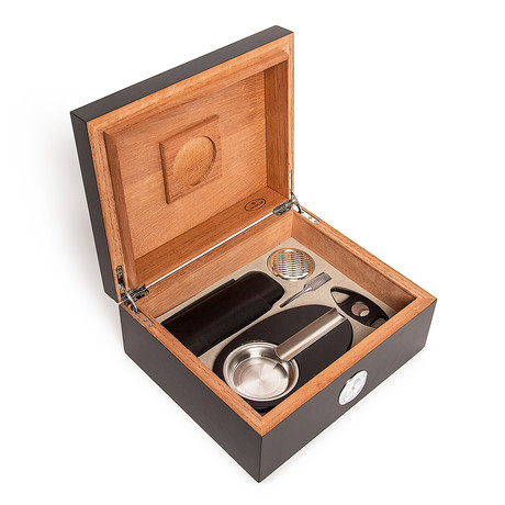 Matte Black Cigar Humidor Gift Set