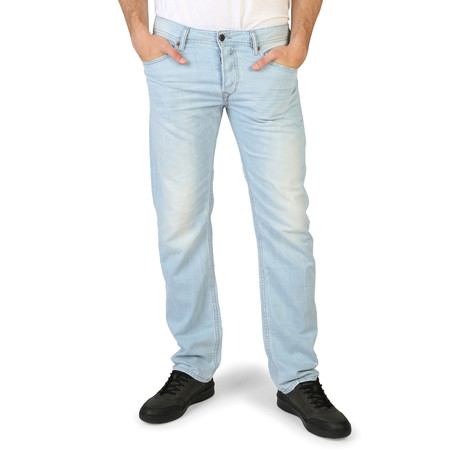 Waykee Light Wash Faded Jeans // Blue (27WX32L)