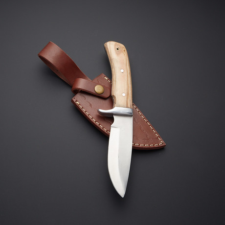 D2 Steel Full Tang Knife + Steel Guard // Olive Wood Handle