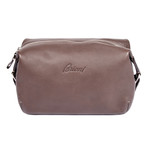 Leather Personal Care Case // Brown