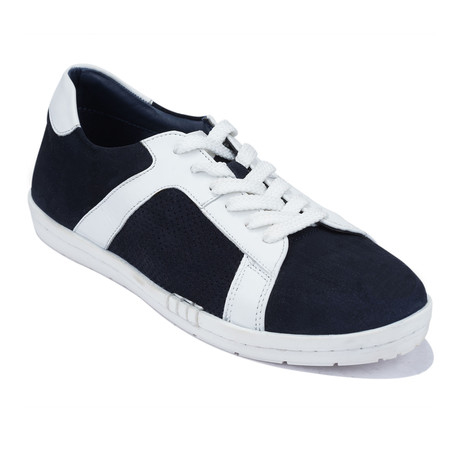 Tito Sneaker // Navy (Euro: 39)