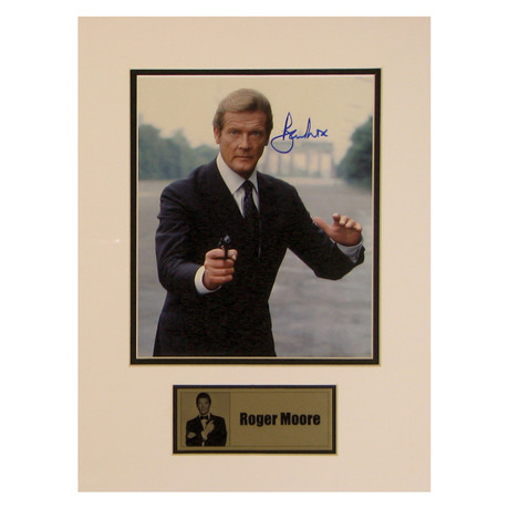 Roger Moore // 007 // Signed Photo