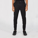 Sharpshot Chino // Black (29WX32L)