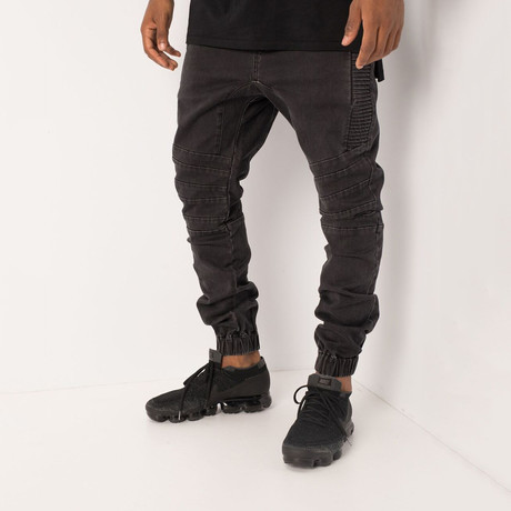 Scrambler Sureshot Jogger // Milled Black (29WX32L)