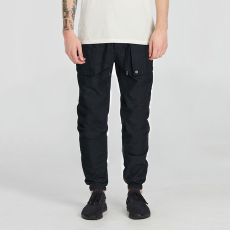 Tracer Pant // Black (29WX32L)