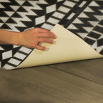 Wakina (2'10.5"L x 4'2"W)