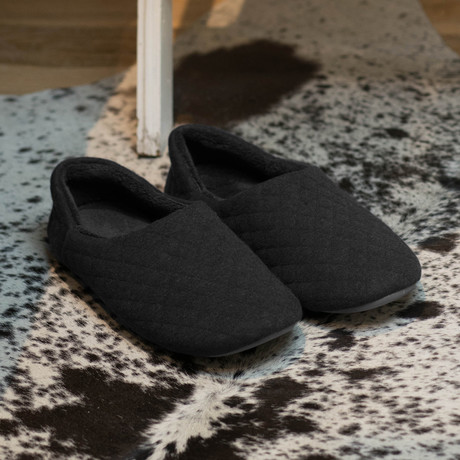 Quilted Slippers // Black (Xsmall)