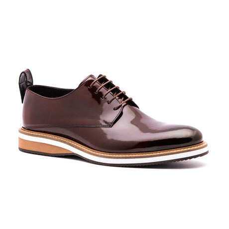 Tab-Back Patent Leather Oxford // Brown (Euro: 40)