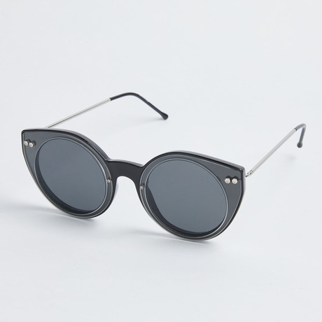 Alpha 1 Sunglasses // Black
