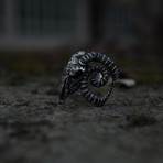 Animal Collection // Ram Skull Ring II // Silver (10)