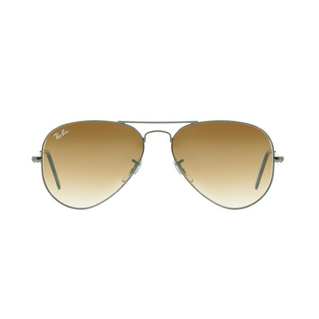 Ray-Ban // Aviator Large Metal Sunglasses // Gunmetal + Brown Gradient