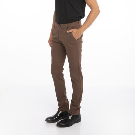 Chinos // Brown (30WX32L)