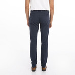 Chinos // Navy (34WX32L)