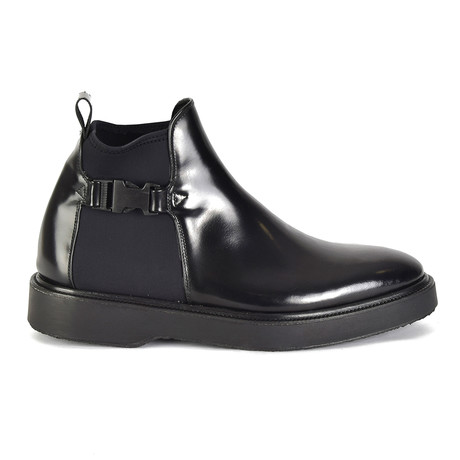 Shay // Black Highshine + Black Neoprene (Euro: 45)