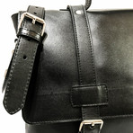 Urban Messenger Leather Brief // Black