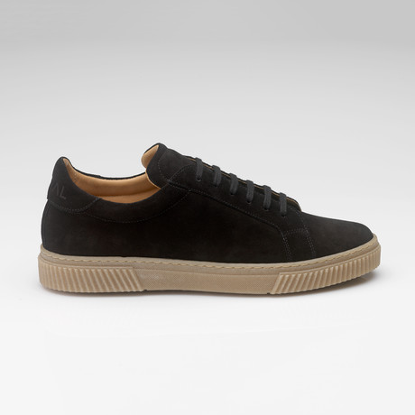 526 Suede Sneaker // Black (UK: 7)