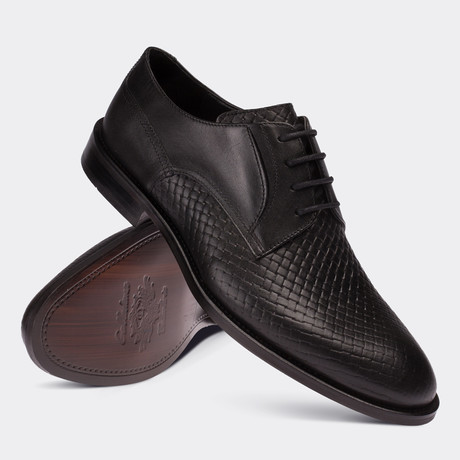 Isaac Classic Shoes // Black (Euro: 38)