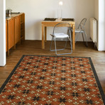 Tiger Lily (2'10.5"L x 4'2"W)