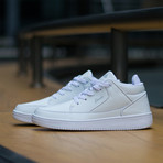 Kong // White (Euro: 44)