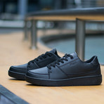 Snap // Black (Euro: 39)