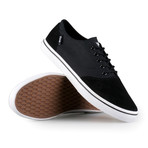 Flipper // Black (Euro: 39)