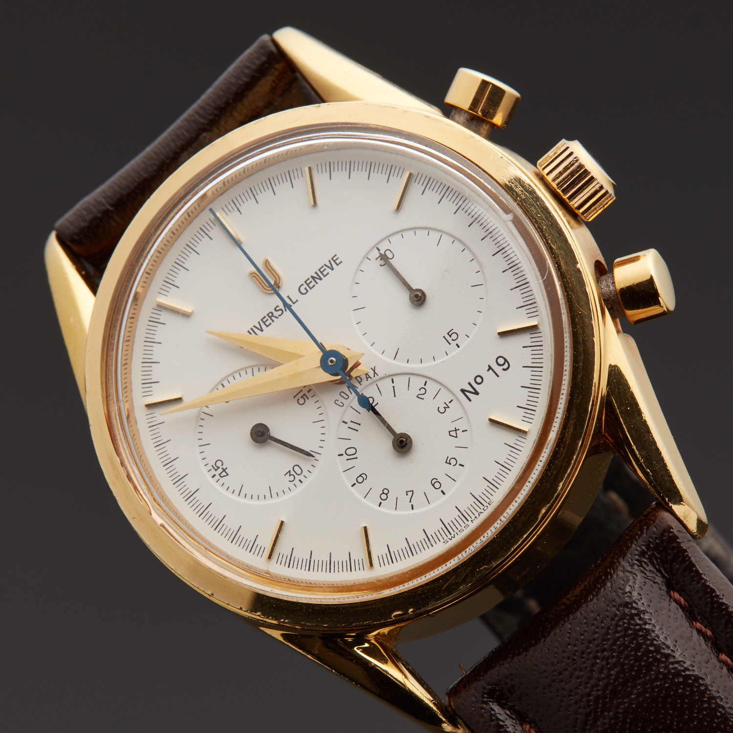 Universal Geneve Chronograph Manual Wind // 184.45 // Pre-Owned ...