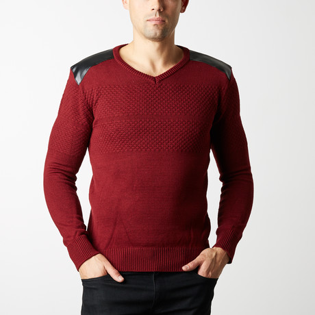 Textured V-Neck Sweater // Burgundy (S)