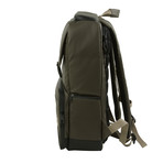 Grid Medium DSLR Backpack