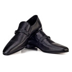 Kyrie Shoes // Black (Euro: 43)