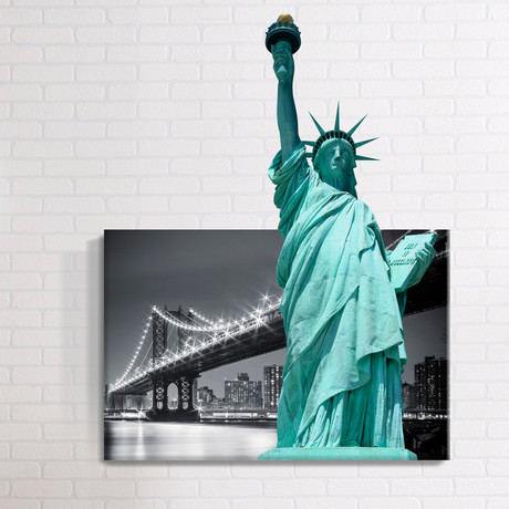 The Statue Of Liberty // Mostic 3D Wrapped Canvas + Decal