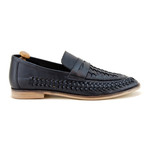 Toivo Slipon // Black (Euro: 40)