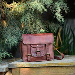 Strong Messenger Bag // Brown