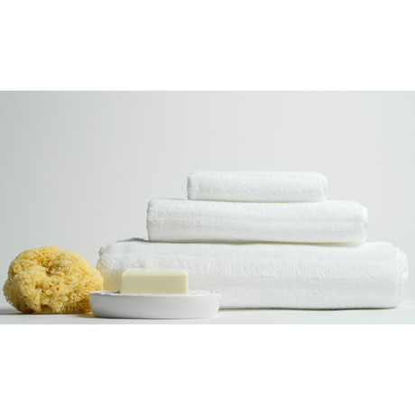 Nutrl Classic Bath Towel Set // White