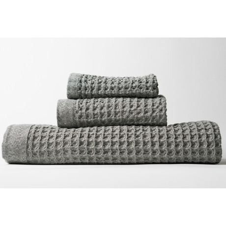 Nutrl Waffle Bath Towel Set // Gray
