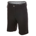 Golf Shorts // Black (32)
