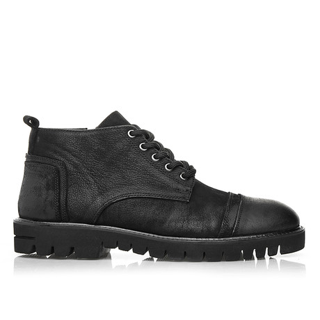 Maximo Boots // Black (Euro: 39)