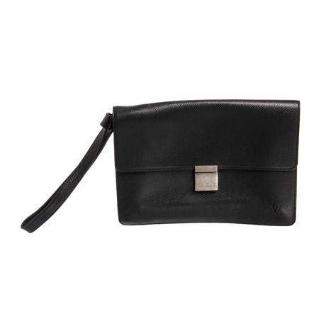 Louis Vuitton // Black Taiga Leather Selenga Pochette Bag CA0091 // Pre-Owned