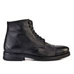 William Boot // Black (Euro: 43)