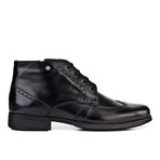 Bruce Boot // Black (Euro: 42)