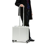 17" Deluxe Wheeled Business Case (Platinum)