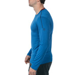 Everyday Long-Sleeve Fitness Tech T // Blue (M)