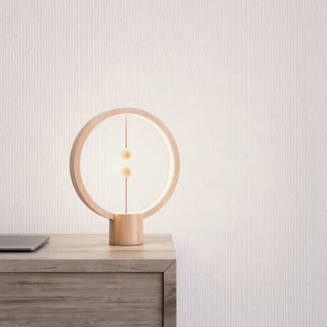 Round Lamp // Light Wood