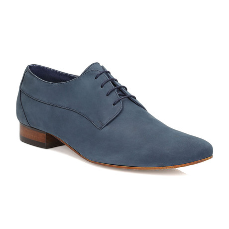 Trystan Shoes // Navy (Euro: 40)