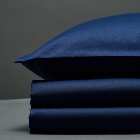 Sateen Duvet Set + 2 Pillows // Navy